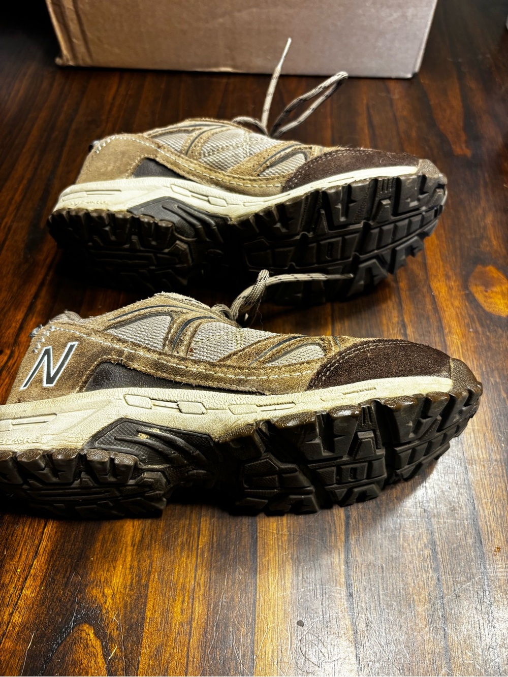 New Balance Men's Brown and Tan Trail Sneakers